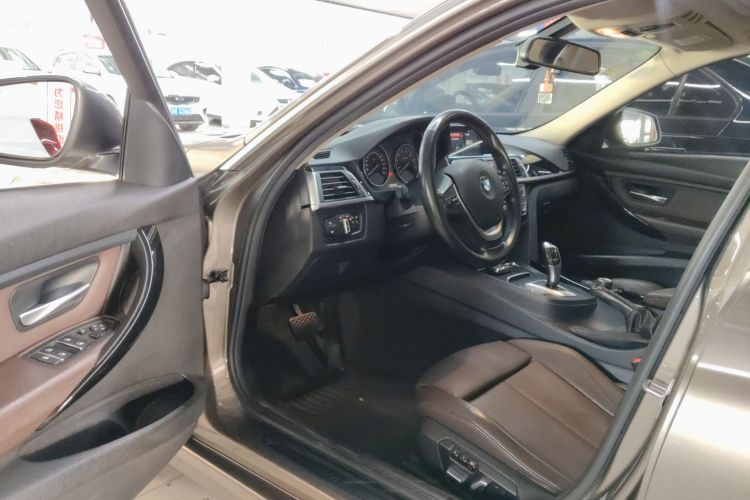 宝马3系 2018款 320Li 时尚型中控内饰20