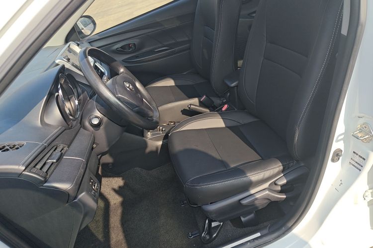 丰田 YARiS L 致炫 2016款 改款 1.5E CVT魅动版中控内饰19