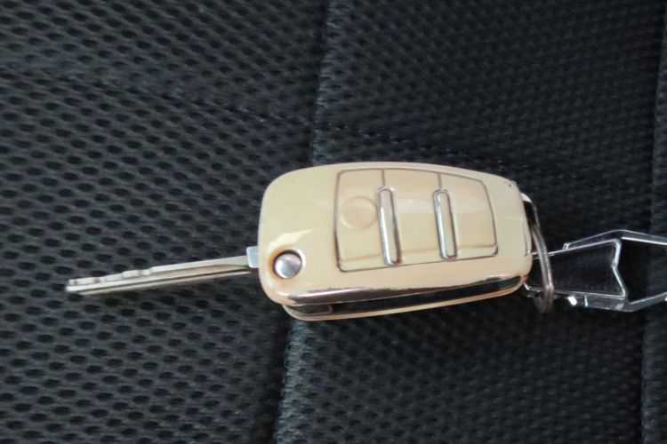 江淮瑞风 瑞风M4 2018款 2.0L 手动速运版中控内饰11