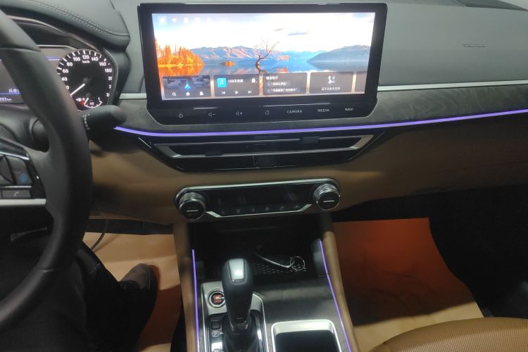 日产 天籁 2022款 2.0L XL-Upr 优享版中控内饰16