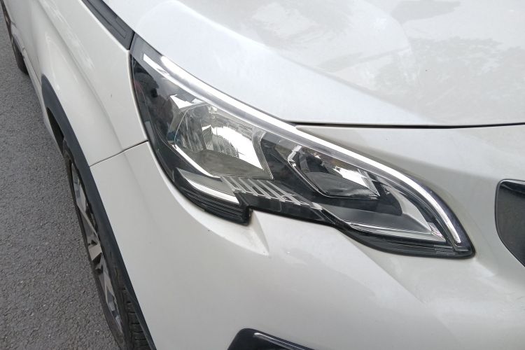 标致4008 2017款 350THP 精英版车身外观8