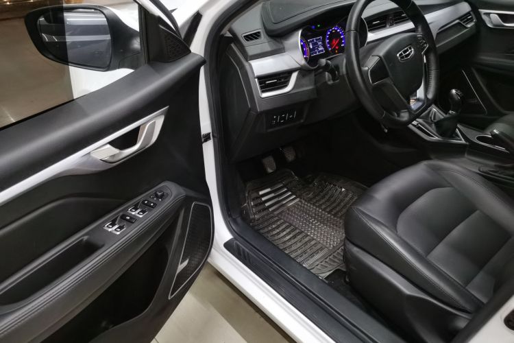 吉利汽车 远景 2020款 改款 1.5L 手动亚运版中控内饰7003