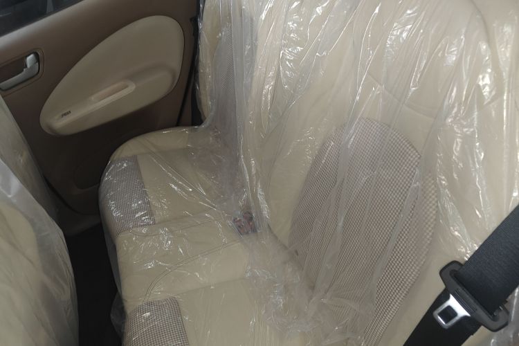 五菱汽车 宏光MINIEV 2025款 四门版 进阶款中控内饰21