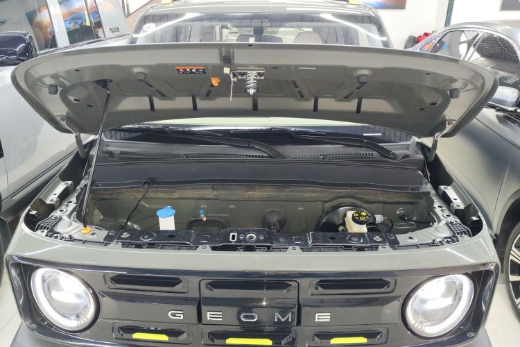 吉利银河 2025款 210km 熊猫骑士机舱底盘24