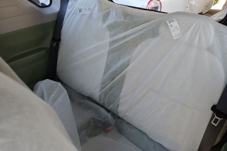 吉利银河 2025款 210km 熊猫骑士中控内饰21