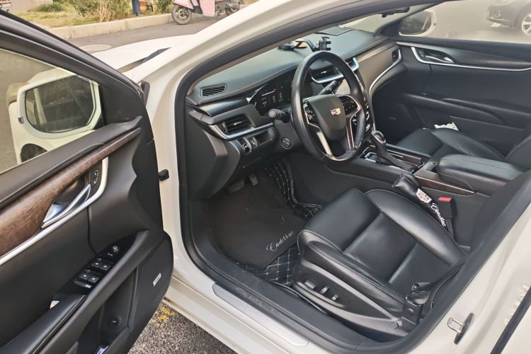 凯迪拉克XTS 2018款 28T 精英型中控内饰7003