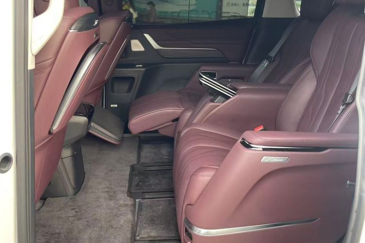 别克 世纪 2023款 2.0T 七座蕴世版中控内饰21