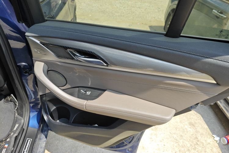 宝马X3 M 2019款 X3 M雷霆版中控内饰45