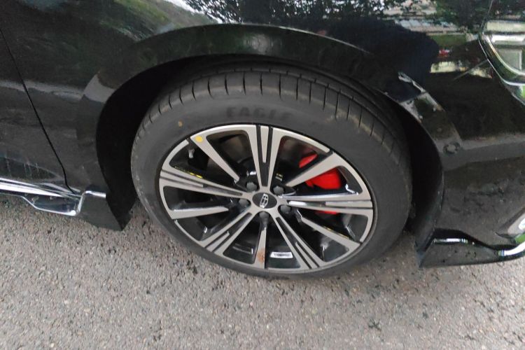 吉利汽车 星瑞 2026款 东方曜 2.0TD 揽星版车身外观10