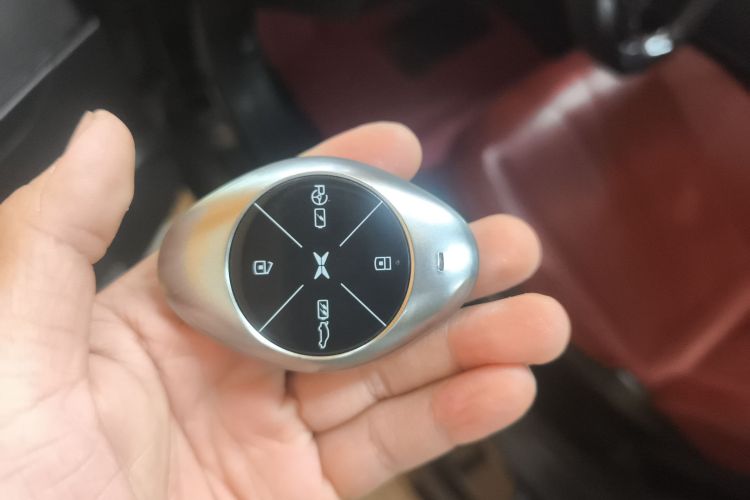 小鹏P7 2020款 670N中控内饰11