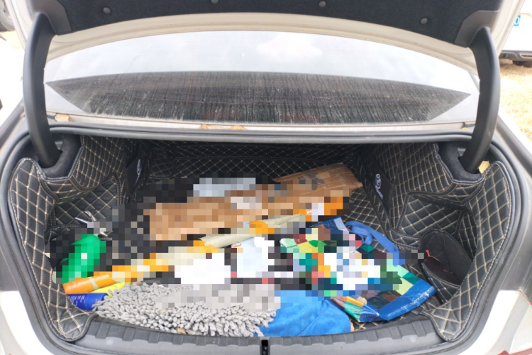 宝马3系 2021款 320Li M运动套装中控内饰23