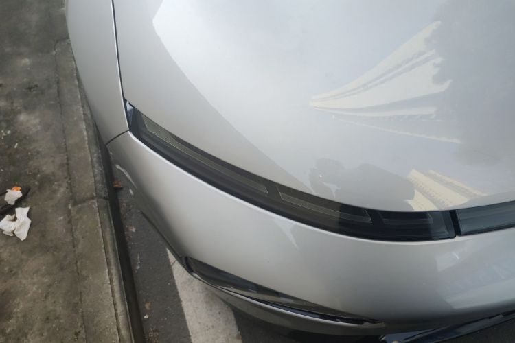 小鹏P7 2021款 670G车身外观8