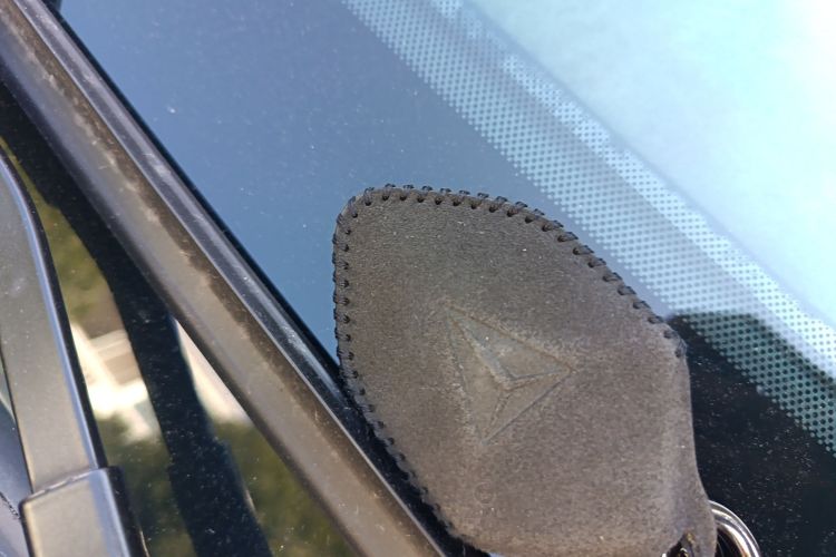 深蓝汽车 深蓝SL03 2022款 1.5L 1200增程版中控内饰11