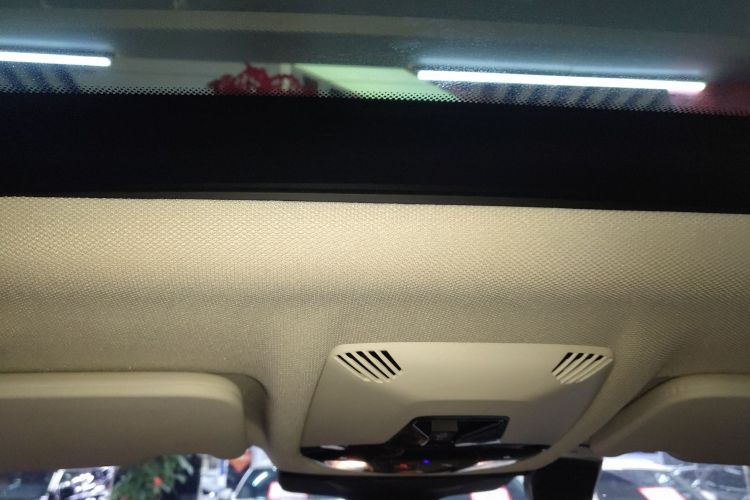 宝马X1 2023款 sDrive25Li X设计套装中控内饰22