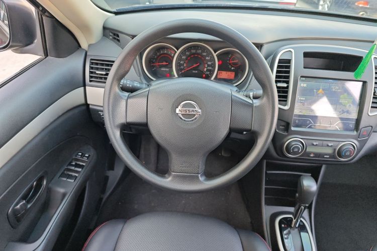 日产 轩逸 2019款 经典 1.6XE+ CVT智联领先版中控内饰13