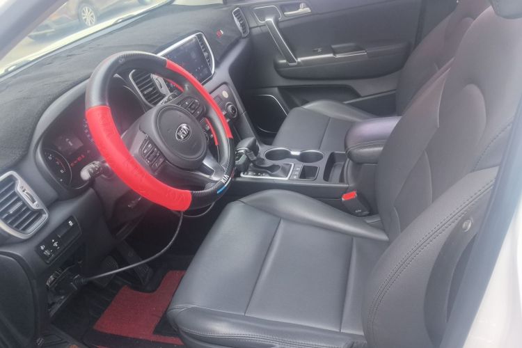 起亚KX5 2016款 2.0L 自动两驱GL中控内饰19