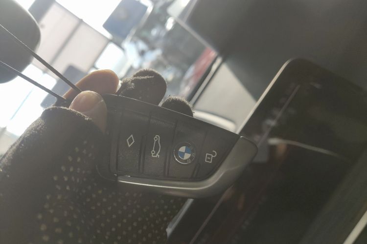 宝马X3 2020款  xDrive28i M运动套装中控内饰11