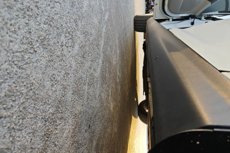 福特 福克斯 2012款 两厢 1.6L 手动风尚型局部细节9002