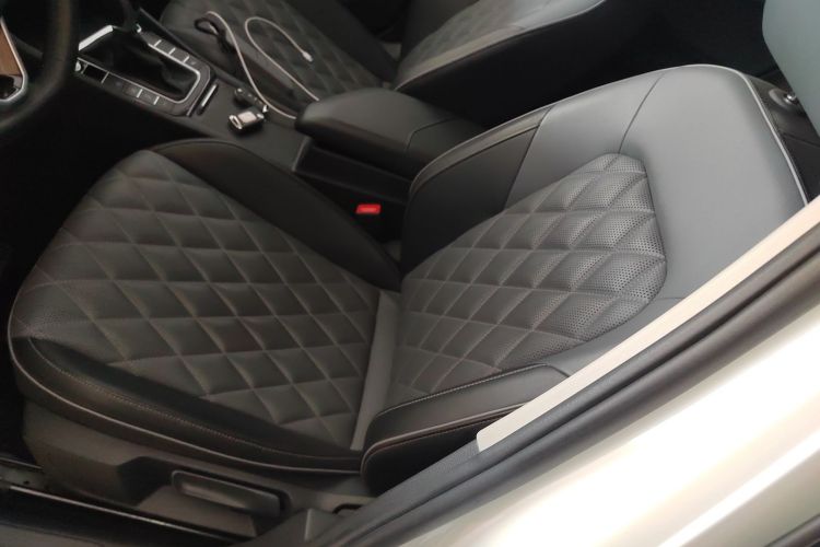 大众 速腾 2023款 280TSI DSG超越Lite版中控内饰19