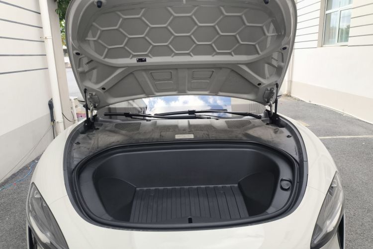 小米汽车 小米SU7 2024款 四驱超长续航高阶智驾Max版机舱底盘24