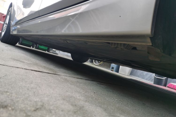 宝马3系 2016款 316Li 时尚型局部细节9002