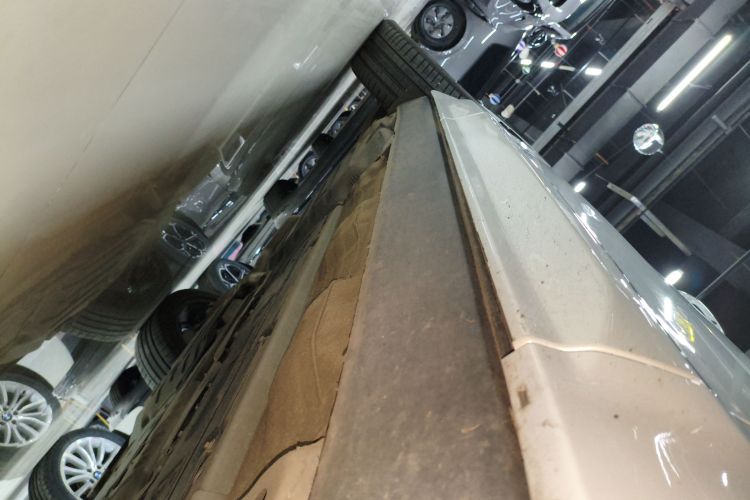 沃尔沃XC60新能源 2025款 插电式混动 长续航四驱智远豪华版局部细节9001