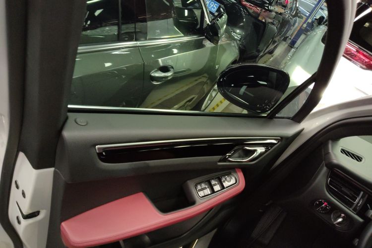 保时捷 2023款 Macan S 2.9T中控内饰47