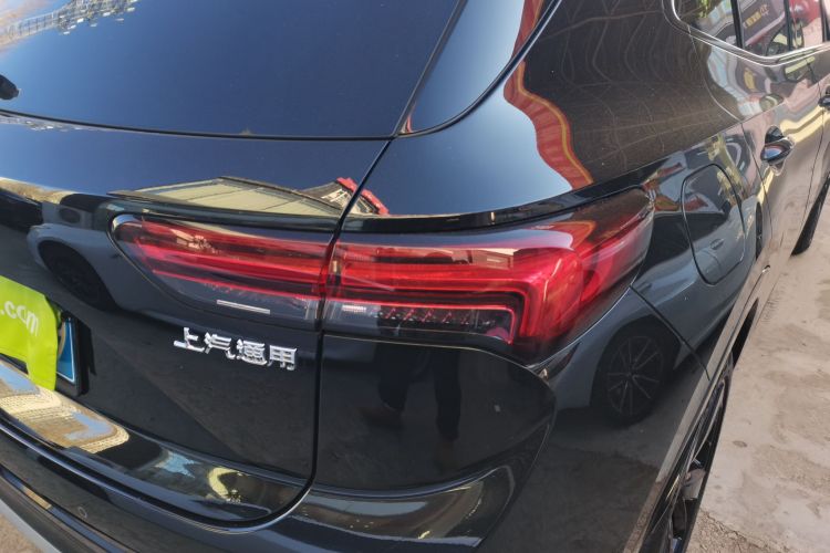 别克 2020款 昂科威S 652T 两驱限量S运动版车身外观9