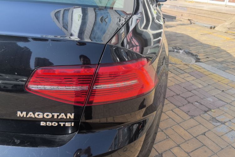 大众 迈腾 2018款 280TSI DSG 领先型车身外观9