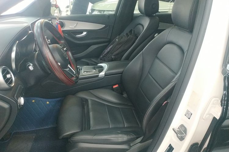 奔驰GLC 2020款 GLC 260 L 4MATIC 动感型局部细节19