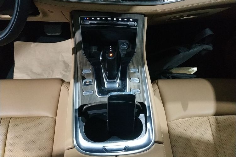 蓝电E5 2023款 1.5L DE-i 100KM畅享型 5座局部细节18