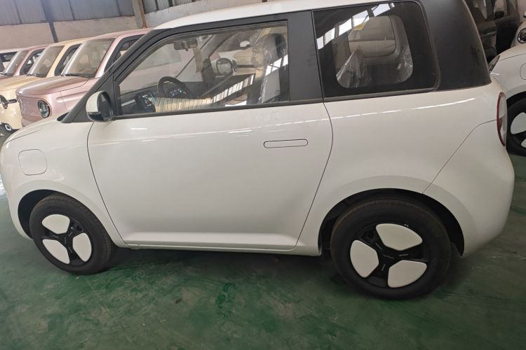 长安启源 长安Lumin 2024款 130km 清悦款车身外观4