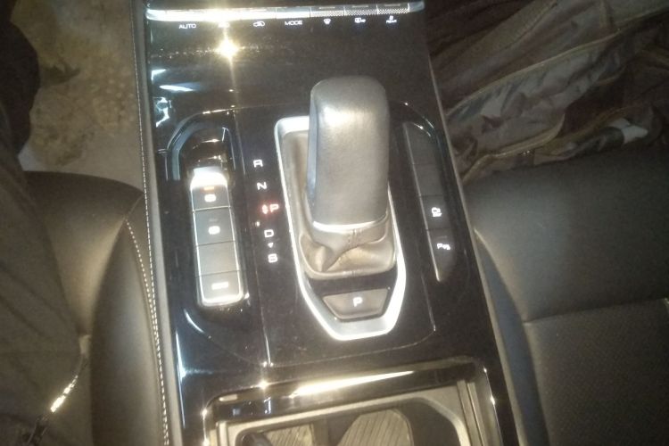 五菱汽车 五菱凯捷 2020款 1.5T CVT旗舰型中控内饰18