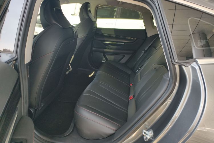 小鹏P7 2022款 625E中控内饰21