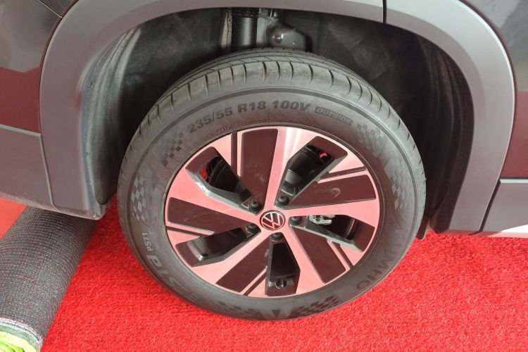 大众 2025款 探岳L 300TSI 两驱精英车身外观6008