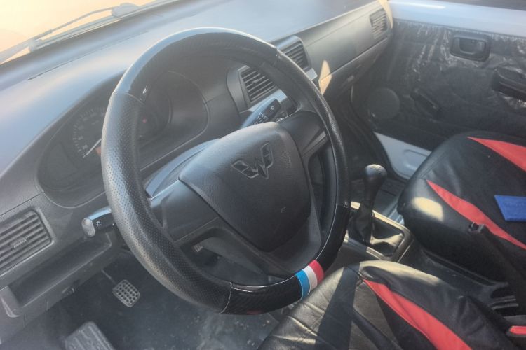 五菱汽车 五菱荣光 2021款 1.5L加长基本型封窗车2座L3C中控内饰13