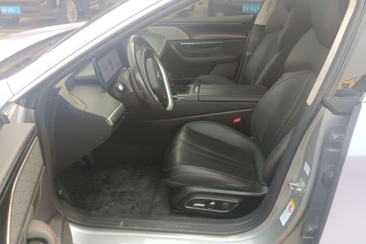 小鹏P7 2022款 480G+局部细节19