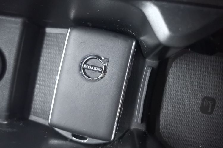 沃尔沃XC90 2015款 T6 智尊版 7座中控内饰11