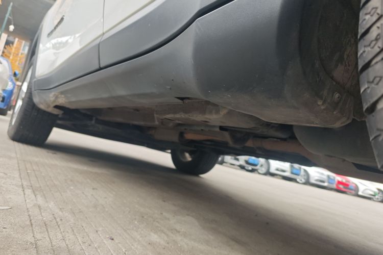 Jeep 指南者 2019款 200T 自动家享四驱-互联大屏版局部细节9002