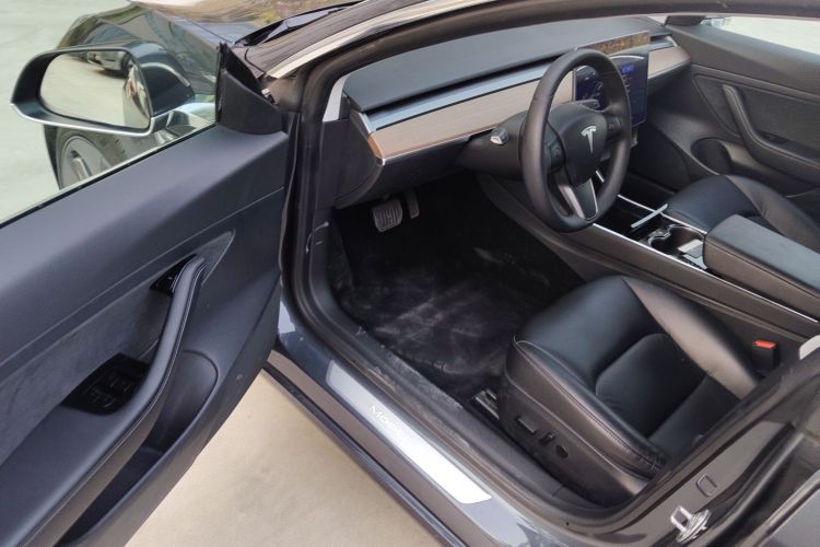 特斯拉 Model 3 2019款 标准续航后驱升级版中控内饰20