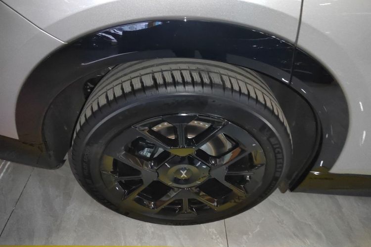 小鹏G7 2025款 702 超长续航 Max车身外观6001