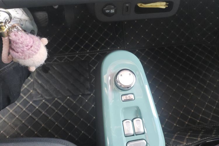 长安启源 长安Lumin 2022款 155km 清甜款中控内饰18