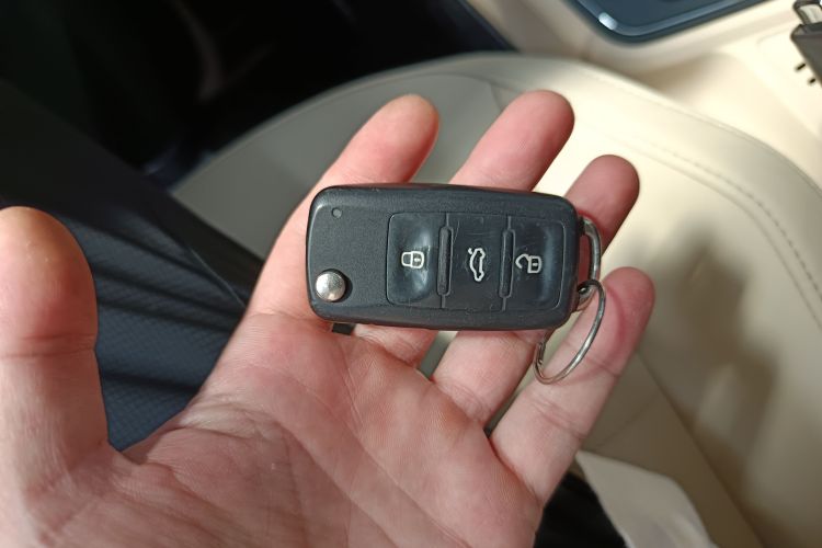 大众 朗逸 2015款 1.6L 自动舒适版中控内饰11