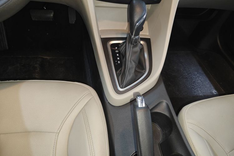 别克 英朗 2021款 典范 1.5L 自动精英型局部细节18