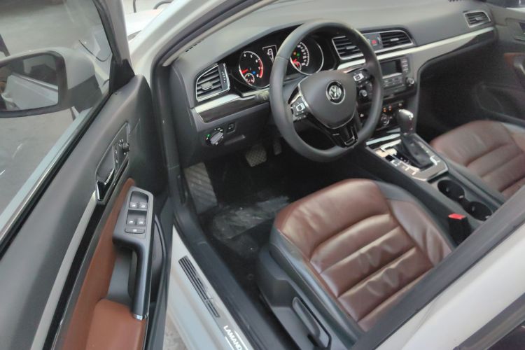 大众 凌渡 2015款 280TSI DSG舒适版中控内饰20