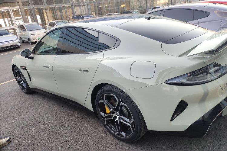 小米汽车 小米SU7 2024款 四驱超长续航高阶智驾Max版车身外观4