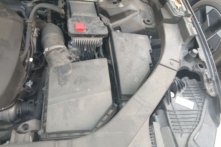 沃尔沃XC60 2019款 T5 四驱智远版 国V机舱底盘26