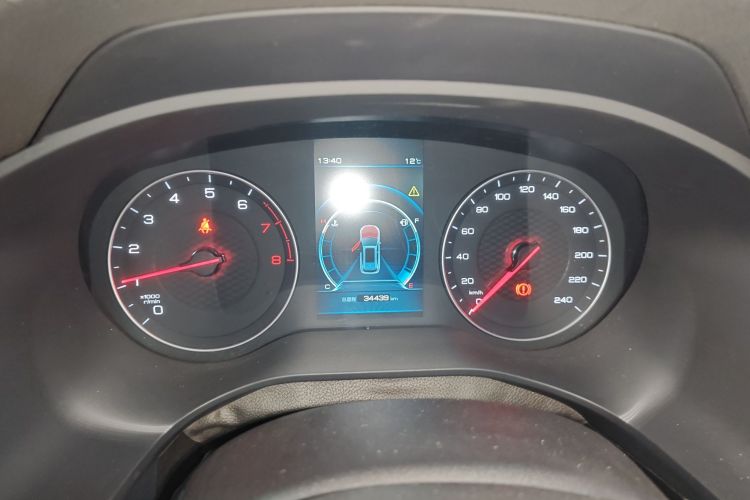 比亚迪 宋 2021款 经典版 1.5T 手动豪华型局部细节14