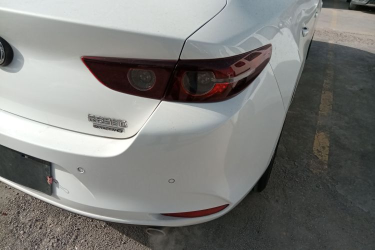 马自达3 昂克赛拉 2021款 1.5L 自动质美版车身外观9