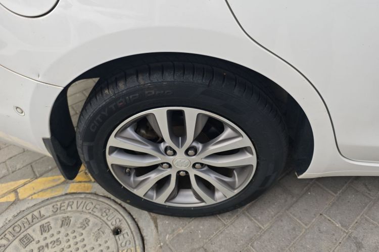 别克 英朗 2019款 18T 自动互联精英型 国V车身外观6008